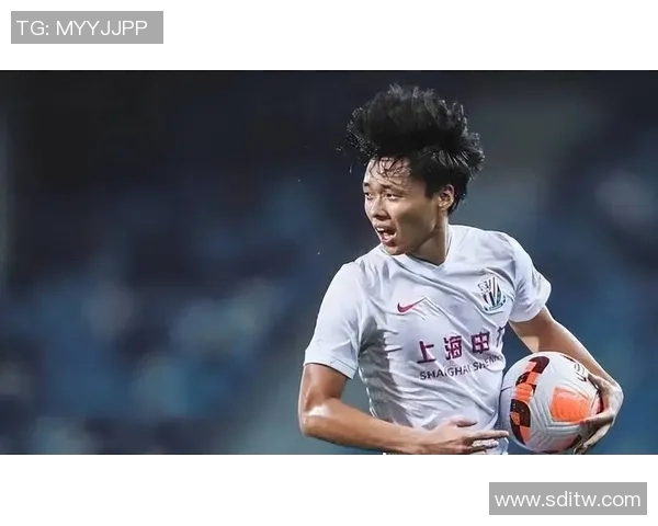 现役足球后腰球星排名前十:掌控中场的核心力量解析 现役足球后腰球星排名前十:掌控中场的核心力量解析