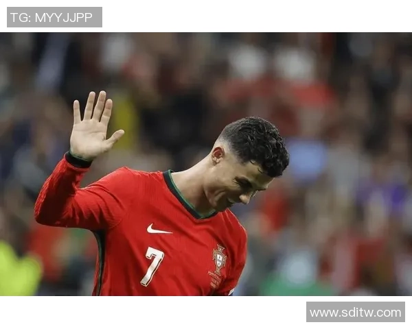 足球历史最佳十位球星排名揭晓:谁是足坛真正的传奇巨星